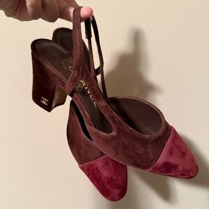 Chanel suede slingback heels 38